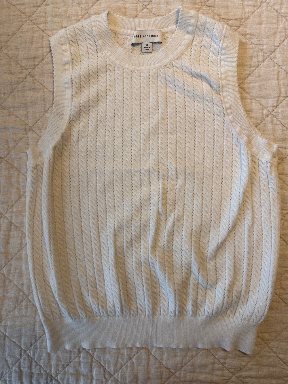Free Assembly white knit sweater tank